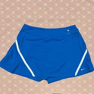 SOLD Nike Fitdry Golf Tennis Skort with Adjustable Waistband, Size 8 - Women